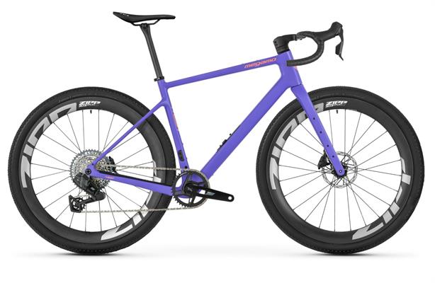 BICI GRAVEL MEGAMO WEST 02 CARBONIO TG.M MALVA 2026